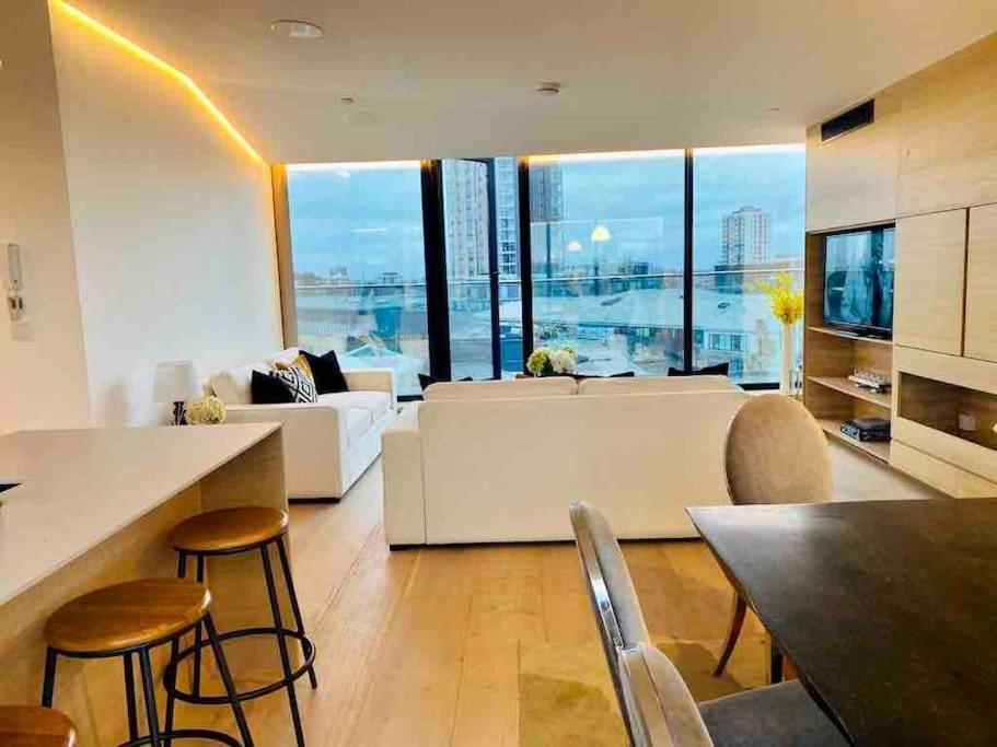 Large 3 Bed 3 Bathrooms Penthouse With Terrace And City Views In London Eksteriør bilde